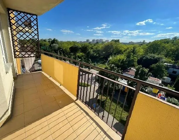 Concierge Bartycka Apartment