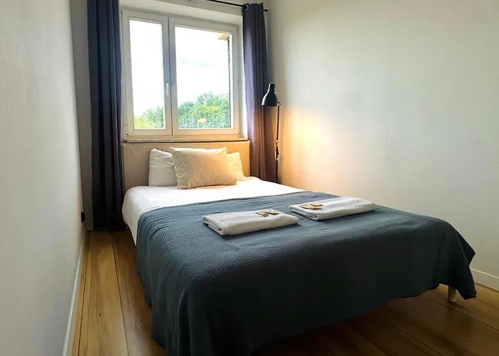 Concierge Bartycka Apartment